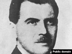 Doctorul Josef Mengele, cunoscut și ca „Îngerul Morții” pentru pseudo-experimentele făcute pe prizonierii din lagărul Auschwitz (1911–1979)