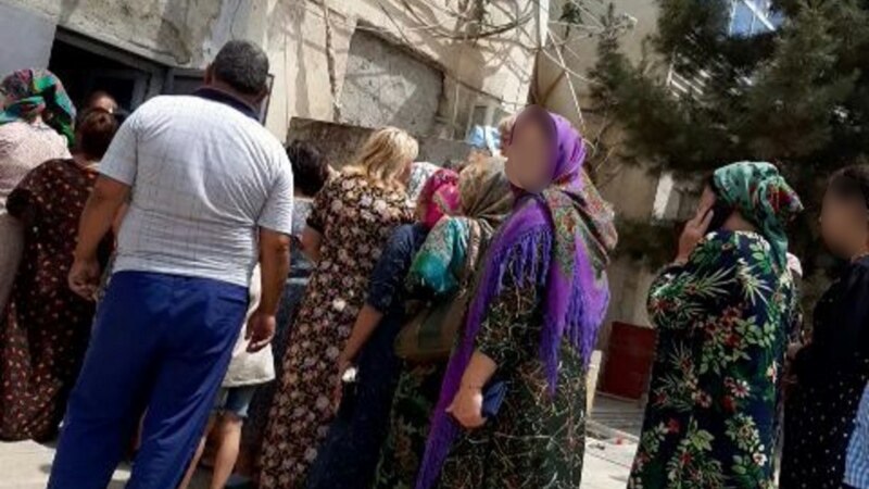 Türkmenbaşyda ýeňillikli azyk paýlaryny žeton esasynda bermek düzgüni girizilýär