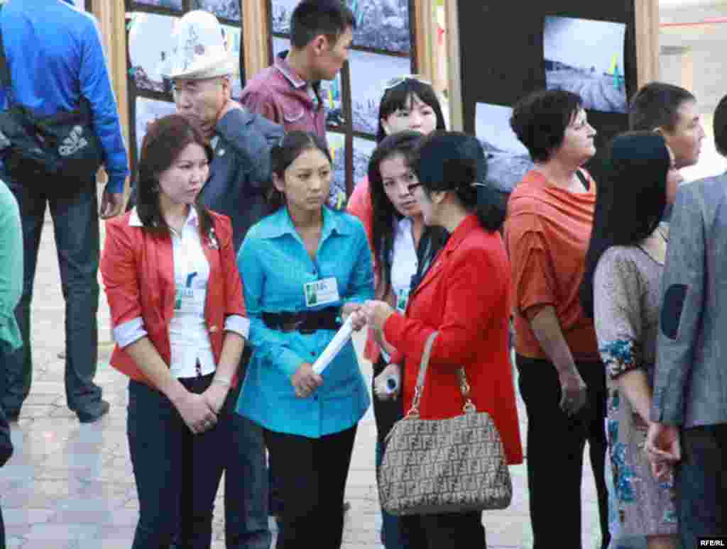 "Бир дүйнөдөн" бир ирмем #11