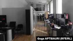 В отличие от госслужащих частные аудиторы не имели права штрафовать предпринимателей. Соответственно, получив частный отчет, владелец компании мог исправить недочеты – например, доплатить налоги