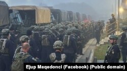 Pjesëtarë të Forcës së Sigurisë së Kosovës, FSK, gjatë ushtrimit “Saber Junction 25” në Gjermani.