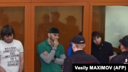 هر پنج متهم اهل ناحیه چچن در قفقاز شمالی هستند.