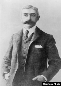 Baron de Coubertin
