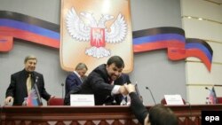 Денис Пушилін (Ц)