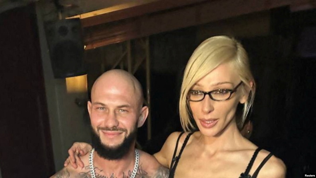 Алена Кучер жалаңаш