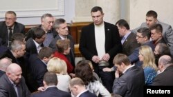 Партія Удар слухає свого лідера Віталія Кличка