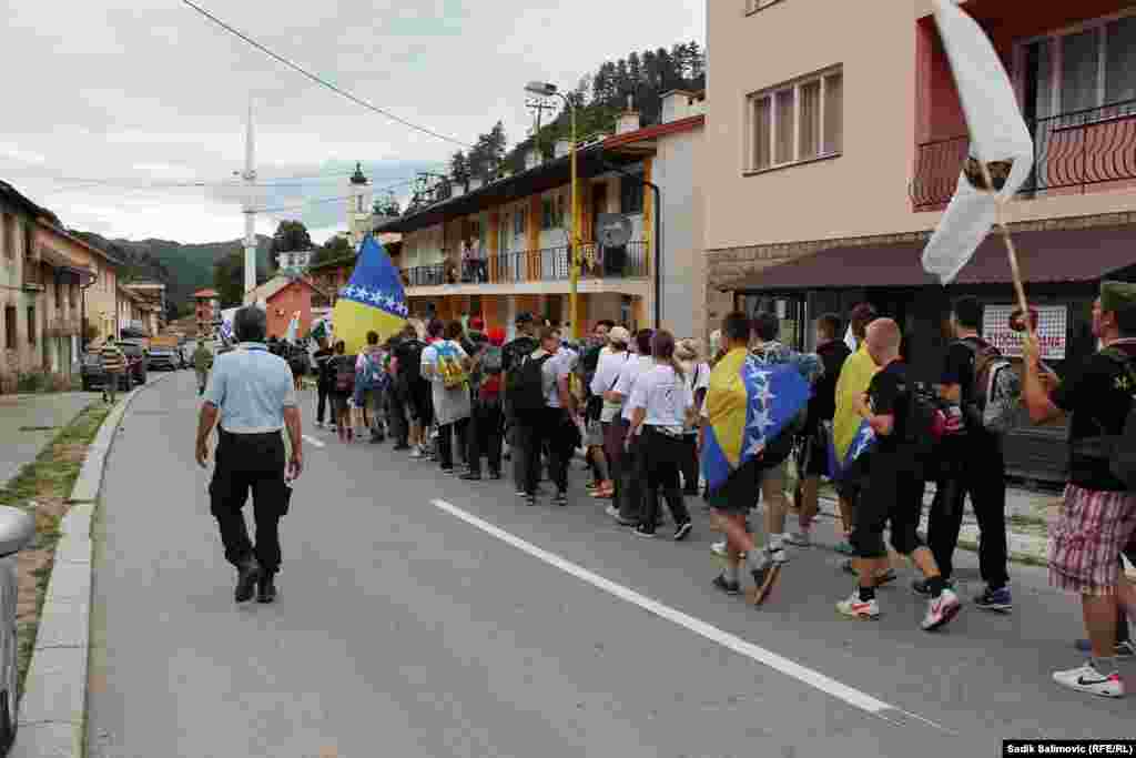 Dolazak učesnika Marša mira Žepa-Srebrenica