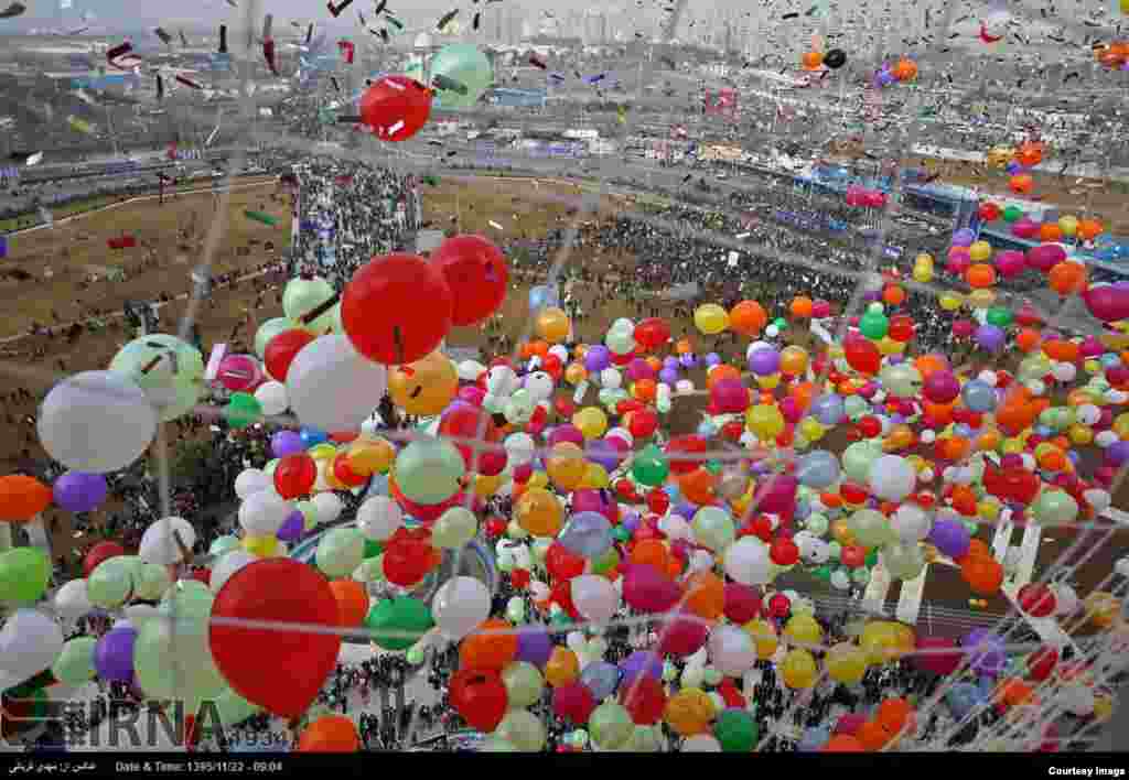 Iran--Islamic Revolution anniversary demonstration