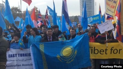 Мен порно видеода кенеттен трафикті күтпедім. Солтүстік Бутоводағы минет