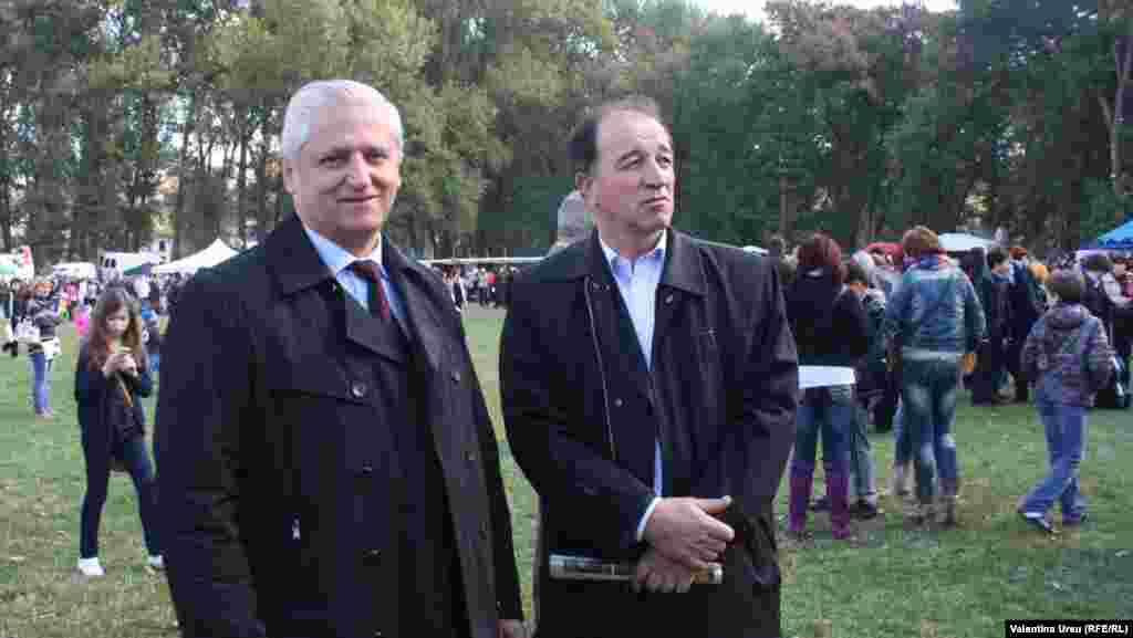 Valeriu Cosarciuc şi Vasile Mârzenco de la Federaţia Naţională a Fermirilor, printre organizatorii Bostaniadei 2013