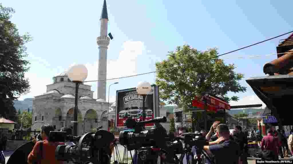 Bosnia and Herzegovina -- opening ceremony of the reconstructed Ferhat Pasha Mosque in Banja Luka, 7May2016