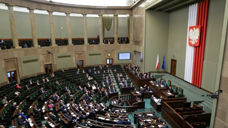 Комиссия польского Сената выразила обеспокоенность из-за ситуации в Крыму 