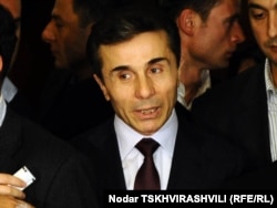 Бидзина Иванишвили, грузин меценаты һәм саясаткері. Тбилиси, 7 қараша 2011 жыл