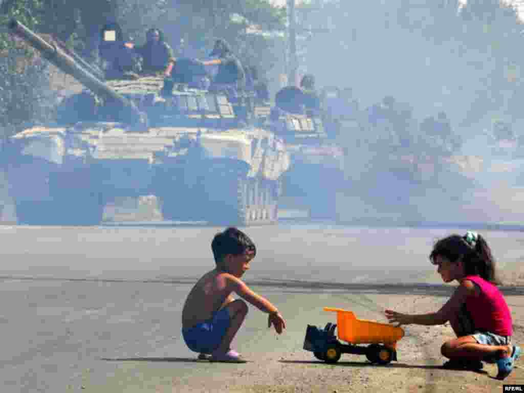 2008-ий у фотографіях, голосах і звуках #69