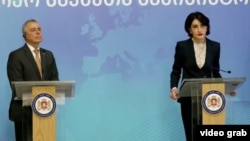 მარცხნიდან: იგნასიო კასისი და მაკა ბოჭორიშვილი