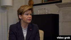 Під час запису інтерв'ю для Радіо Свобода із очільницею МЗС Латвії Байбою Браже. Вашингтон, лютий 2026 року