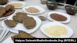 Організатори акції приготували страви, якими українці були змушені харчуватися під час Голодомору
