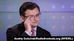 Кулеба зазначив, що закликав готуватися до запровадження санкцій під час виступу в Брюсселі