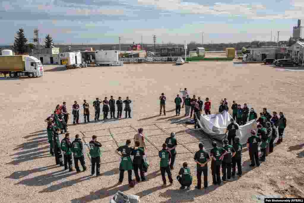 The IHH volunteer facility is located in Gaziantep, around 70 kilometers from the Syrian border.