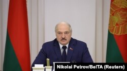 Liderul statului bielorus, Aleksandr Lukașenko, a acordat un interviu pentru BBC în care a explicat că statul său nu i-a invitat pe migranți pe teritoriul său.