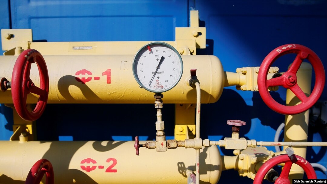 Statele membre ale Uniunii Europene nu au ajuns încă la un acord cu privire la un embargo privind petrolul și gazele rusești. Discuțiile vor fi reluate astăzi la Bruxelles. În imagine, conducte și valve la o stație de compresare din apropiere de Uzhorod/Ucraina. 