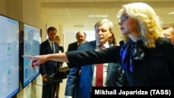 Оьрсийчоьнан Пенсин фондан куьйгалхочун когаметта Иванов Алексей (юккъехь).