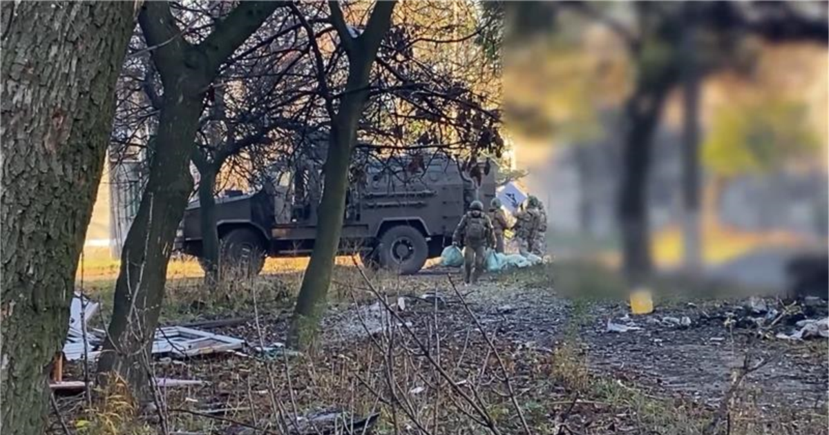 Russia Claims Capture Of Key Donbas City Ahead Of Kremlin Meeting With US Envoy