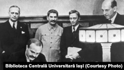 Semnarea Pactului Molotov - Ribbetrop, Moscova, 23 august 1939