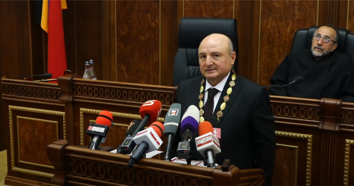 გიუმრის პრორუსი მერი დააკავეს და ერევანში გადაჰყავთ