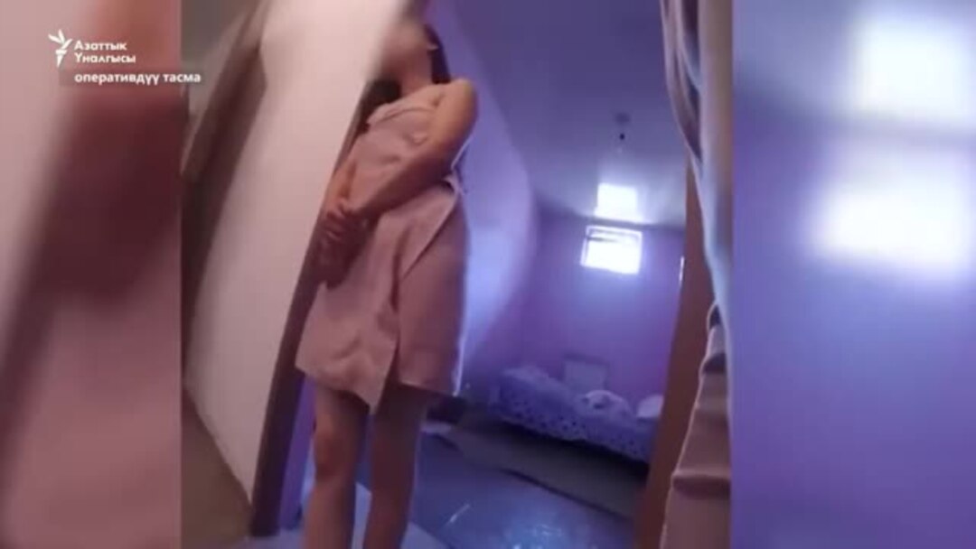 Гипностимулятордан оргазм Джейд Чан секс видеосы