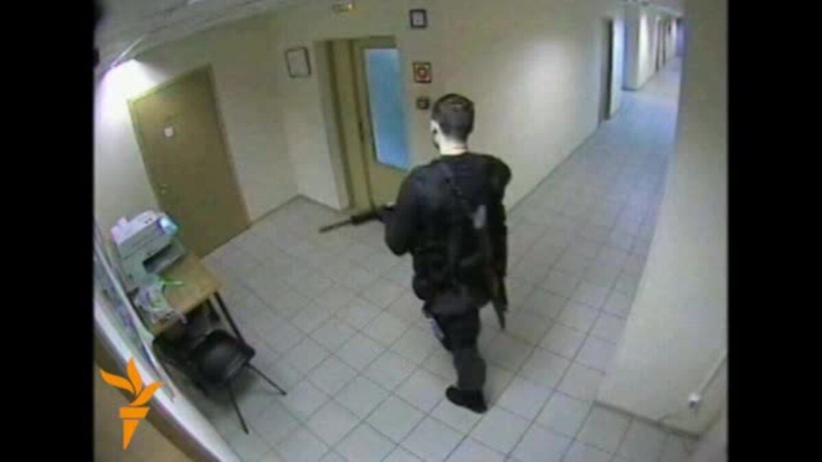 Security Footage Shows Moscow Man On Shooting Spree