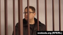 Юры Клопаў падчас суду