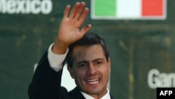 Энрике Пенья Ньето, Мексика президенті.