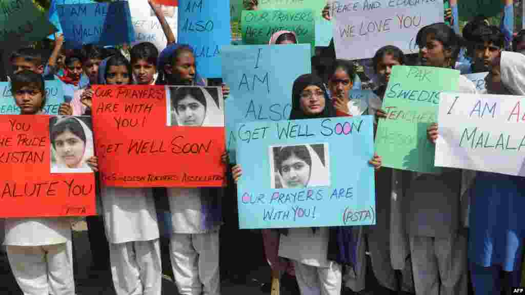 В Пакистане &ndash; акция в поддержку Малалы. 