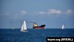 Судно Antalya заходить у Севастопольську бухту, 6 вересня 2020 року
