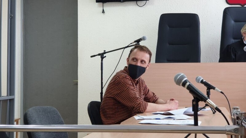 Суд в Пскове признал законным статус СМИ-иноагента журналиста Дениса Камалягина