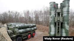 Sistemi rus S-400 