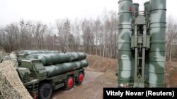 Зенитно-ракетный комплекс С-400 «Триумф»
