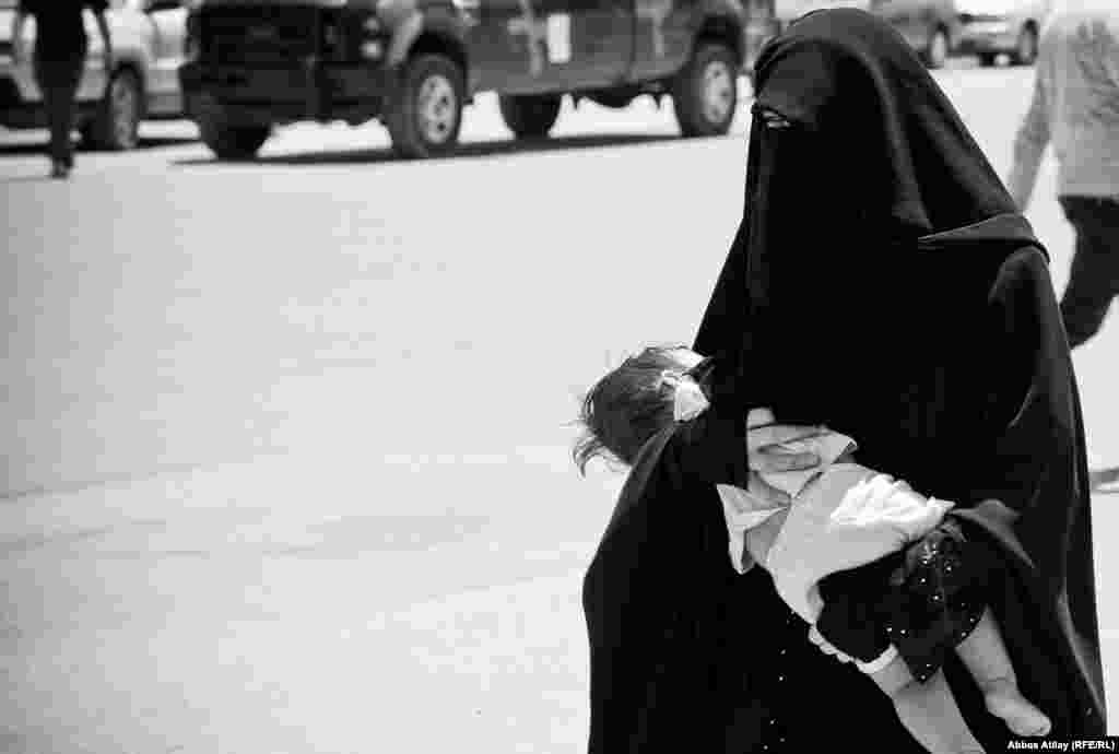 Nəcəf şəhəri. Ana və uşağı