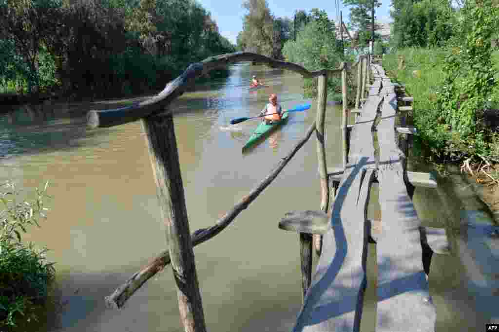 The town borders Romania in the swampy Danube Delta region on the Black Sea coast.