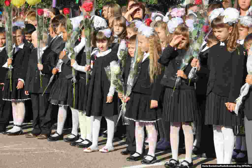 Перший дзвоник у Черкаській Спеціалізованій школі №17 