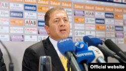 მერაბ ჟორდანია 16 აგვისტოს, არნჰემში გამართულ პრესკონფერენციაზე
