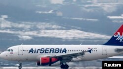 Një aeroplan i kompanisë Air Serbia