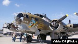 Американский бомбардировщик B-17