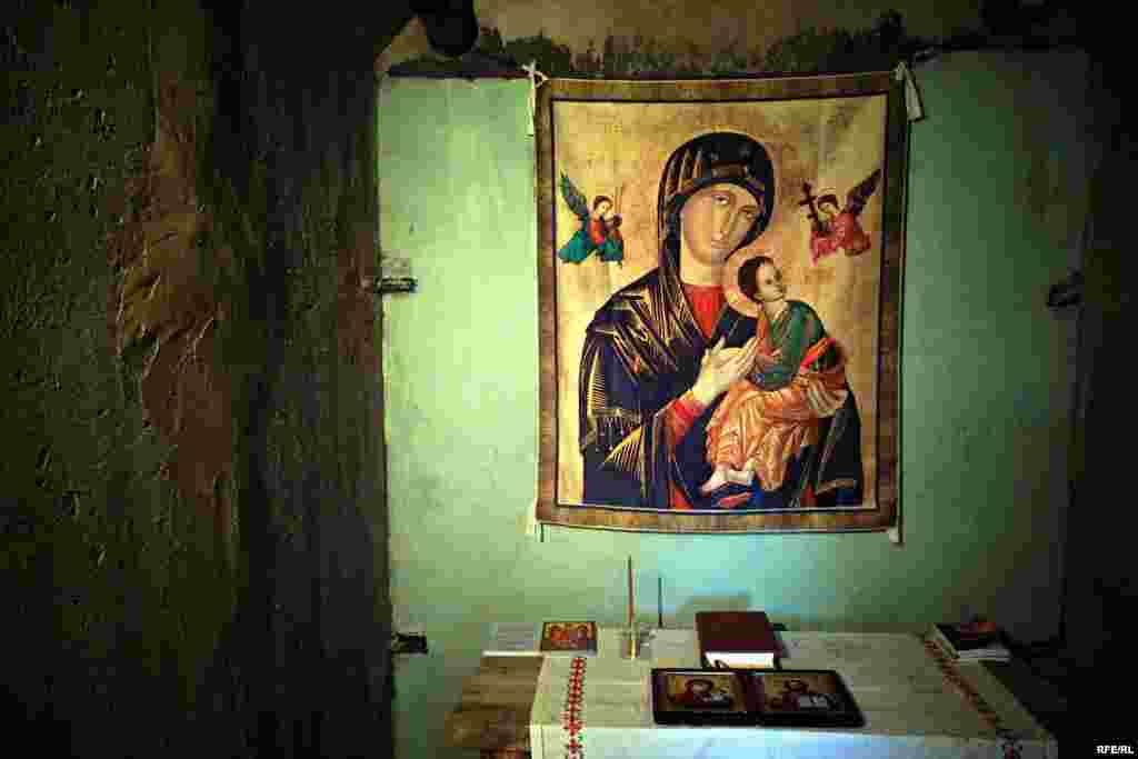 An icon in the chapel.