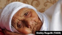 Tanzilya Bisembeyeva pictured in 2016 when she was reportedly 120 years old.