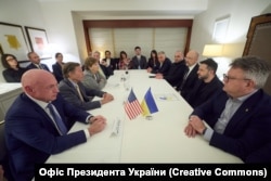 Зустріч української делегації на чолі з президентом України з американськими сенаторами, Нью-Йорк, США, 22 вересня 2026 року