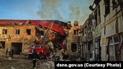 3 липня місцева влада повідомляла, що у місті Лозова на Харківщині через російську атаку постраждали жінки 27 і 58 років, 30-річний чоловік та дівчатка 1, 6 і 10 років. Фото архівне 