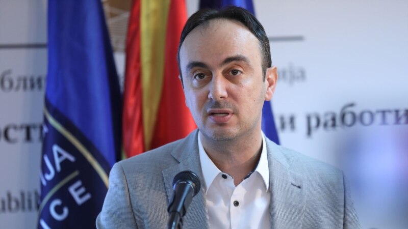 Министерот Чулев ќе го тужи премиерот Спасовски
