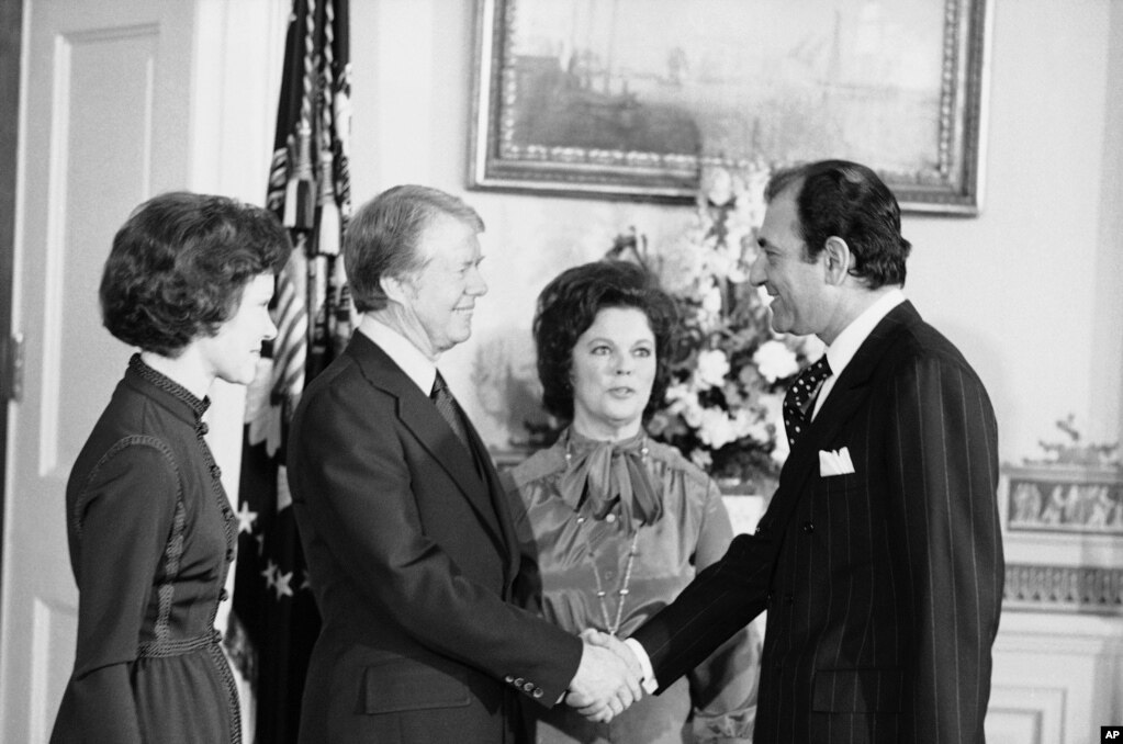 دیدار اردشیر زاهدی با جیمی کارتر و همسرش در ژانویه ۱۹۷۷